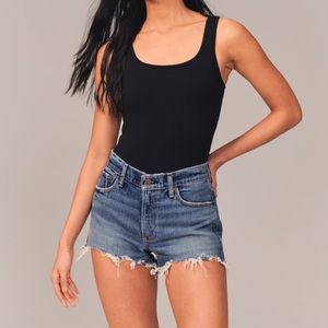 A&F Midrise Mom Shorts size 24